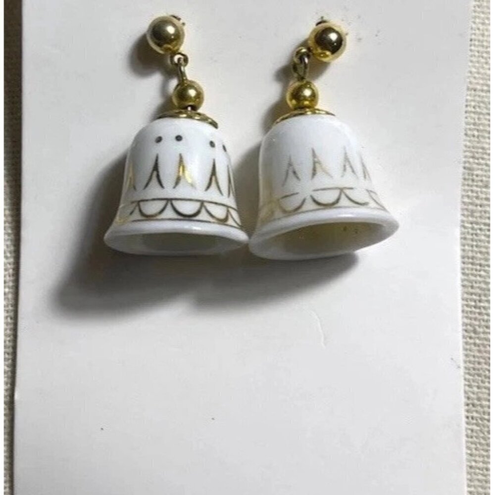 Vintage Avon Women’s Earrings Genuine Porcelain Bell Western Style Estate